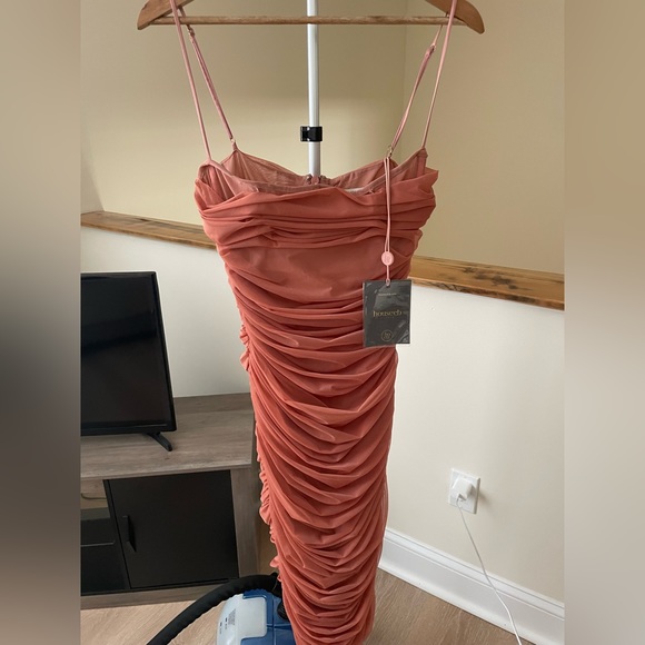 Size medium - Picture 3 of 3